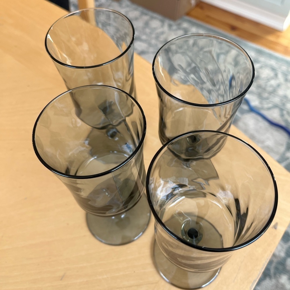 Vintage Libbey Smoke Gray Optic Swirl goblet set of 4, 8 oz. - Picture 5 of 16